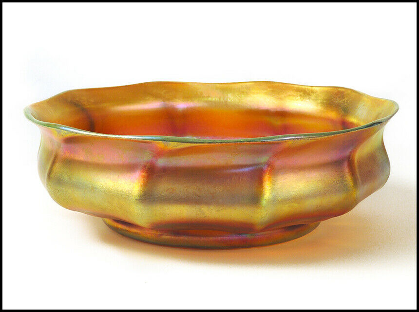 Louis Comfort Tiffany Original Hand Blown Favrile Glass Ruffled Bowl Signed Art