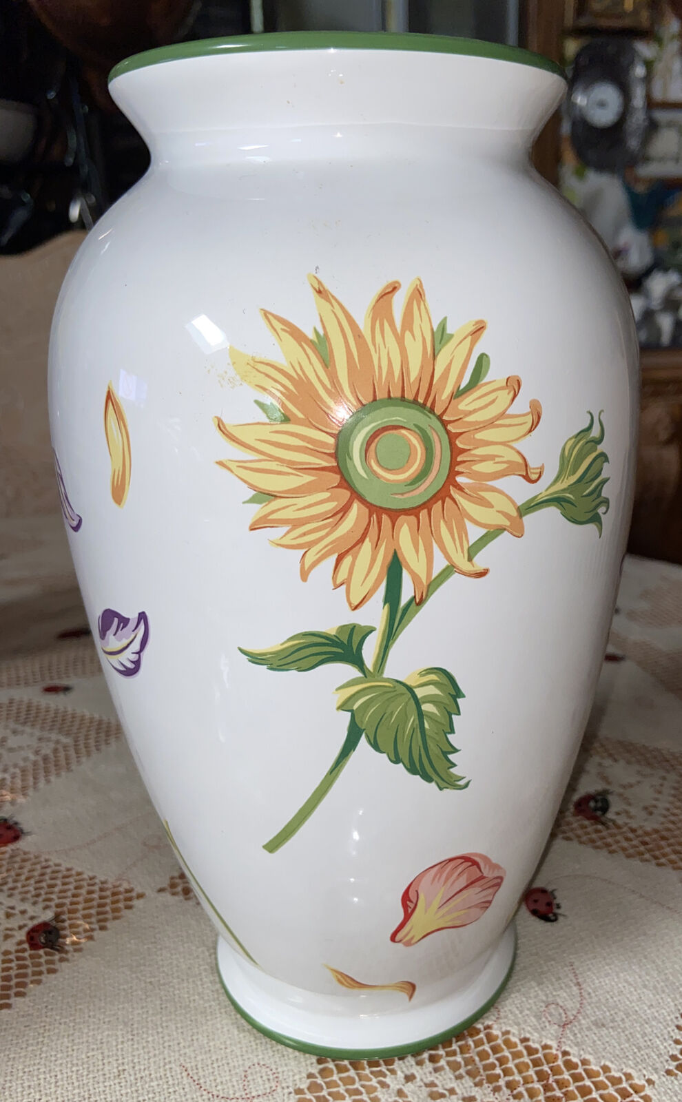 TIFFANY Petals Design By Tiffany 10” Vase Beautiful Condition